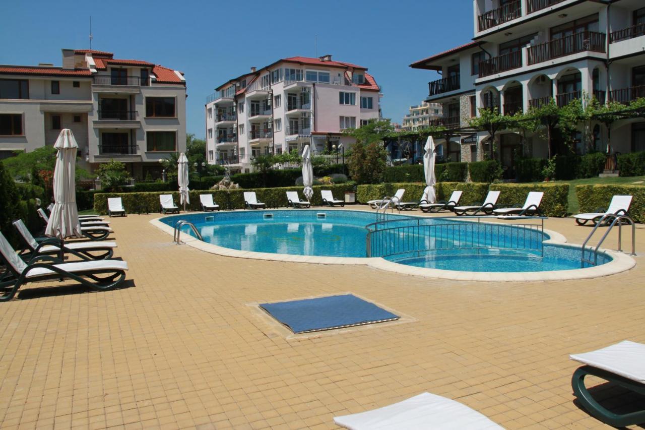 Bademite Apartments Święty Włas Zewnętrze zdjęcie