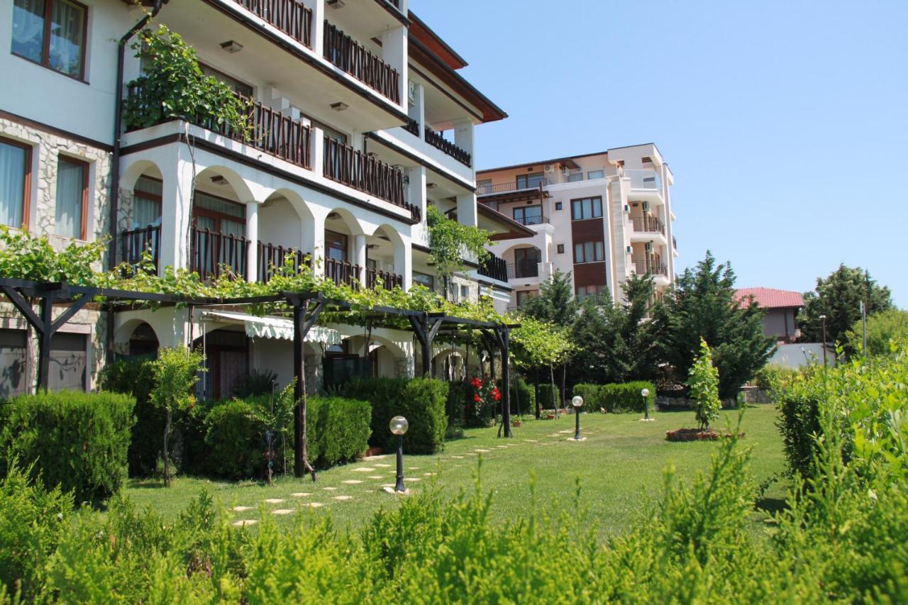 Bademite Apartments Święty Włas Zewnętrze zdjęcie