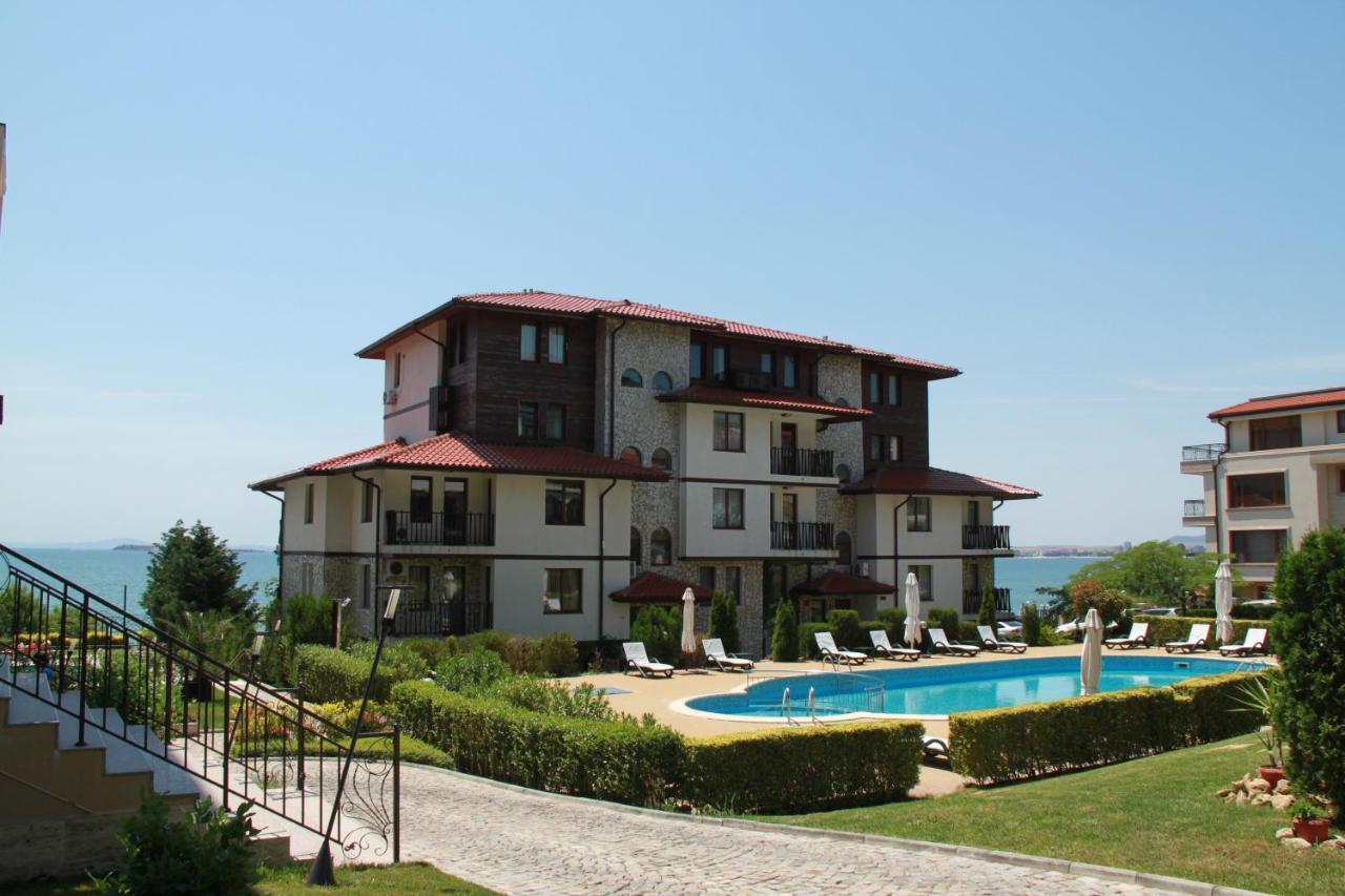 Bademite Apartments Święty Włas Zewnętrze zdjęcie