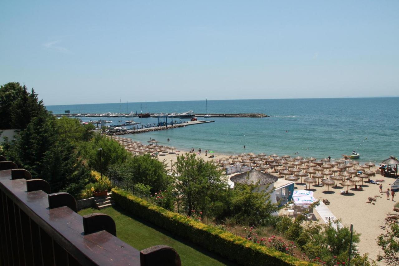 Bademite Apartments Święty Włas Zewnętrze zdjęcie