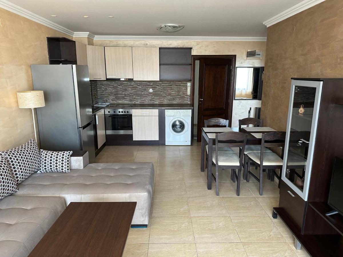 Bademite Apartments Święty Włas Zewnętrze zdjęcie