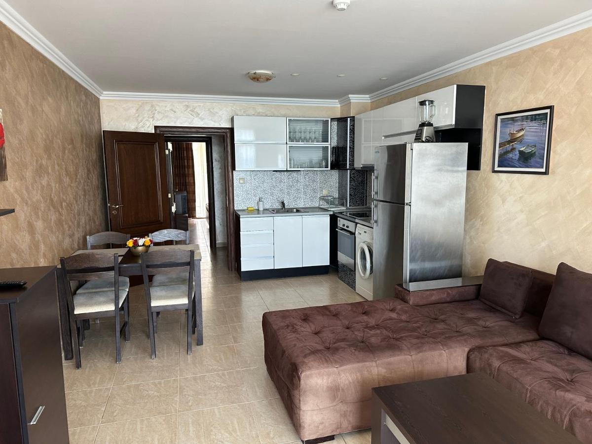 Bademite Apartments Święty Włas Zewnętrze zdjęcie