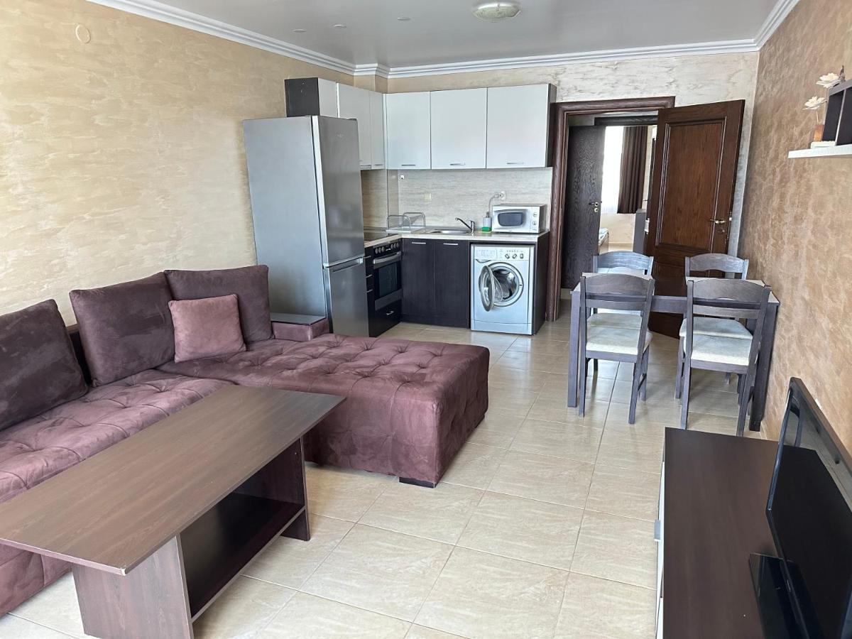 Bademite Apartments Święty Włas Zewnętrze zdjęcie