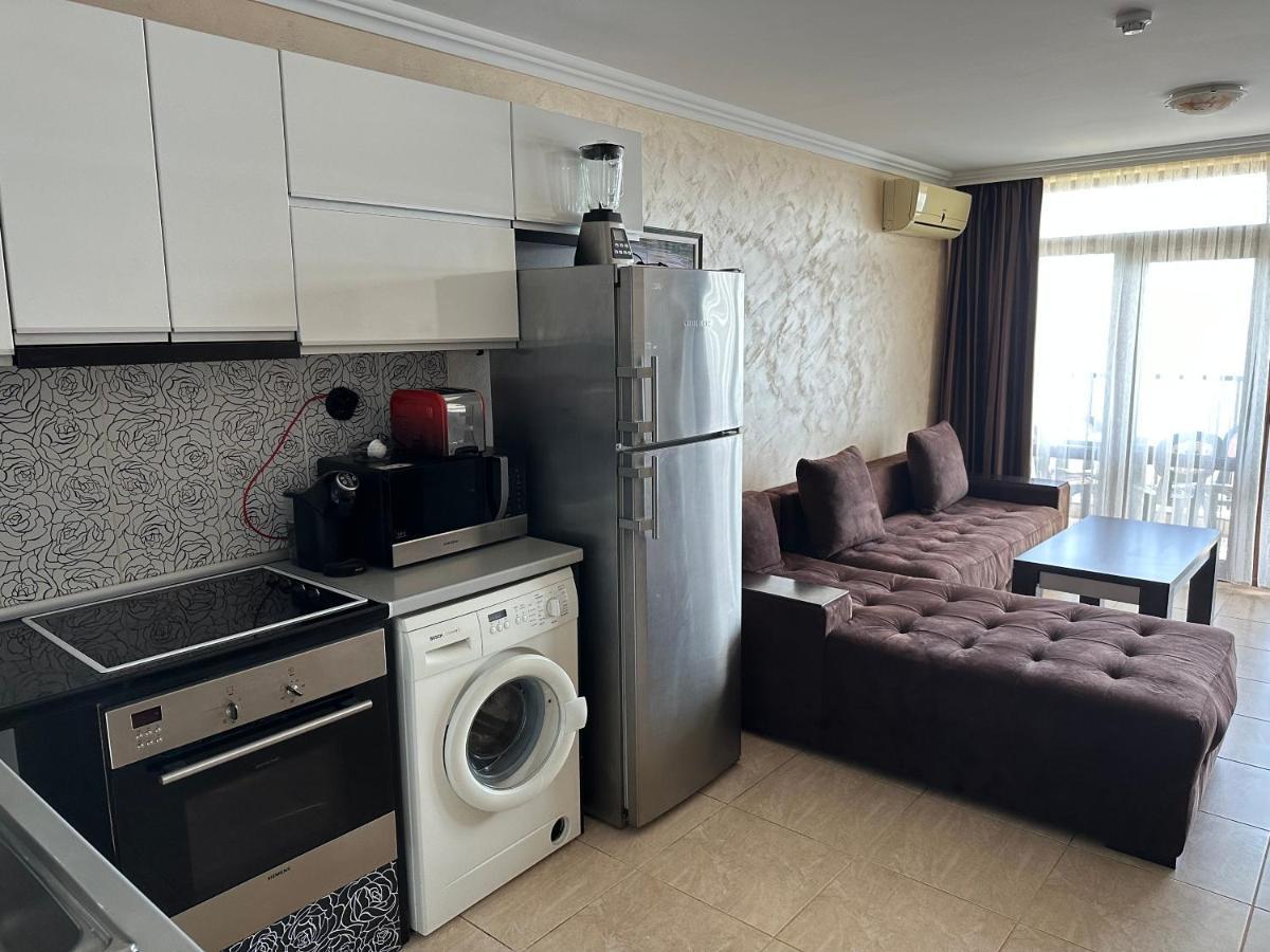Bademite Apartments Święty Włas Zewnętrze zdjęcie