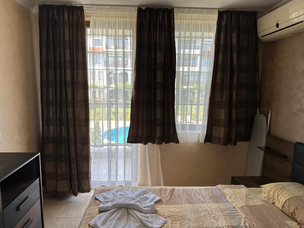Bademite Apartments Święty Włas Zewnętrze zdjęcie